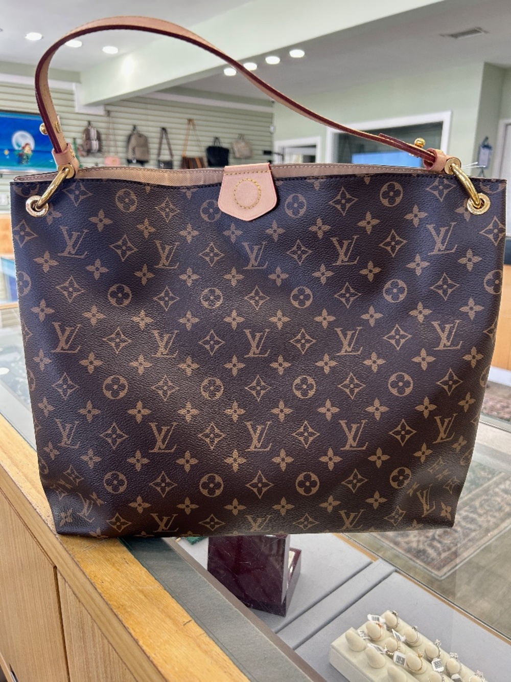 Pre Owned Louis Vuitton Graceful MM